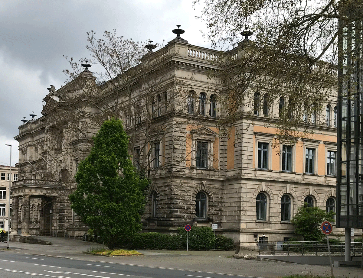 Erhaltene bzw. wieder aufgebaute historische Gebäude – Lernwerkstatt ...